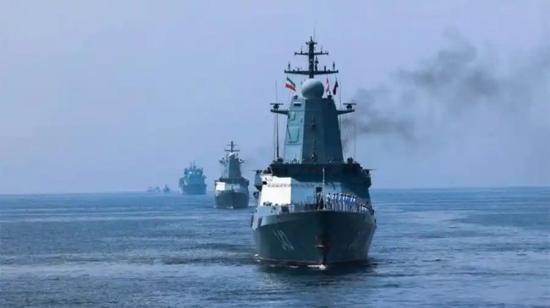 [서울=뉴시스]주요 반서방 주축으로 알려진 이란과 러시아, 중국 3국 해군이 인도양으로 연결되는 이란 주변 해역에서 합동훈련을 실시한 가운데 중국이 2025년 3월 13일 공개한 훈련 영상. <사진출처: 중국중앙 TV> 2026. 02. 20.