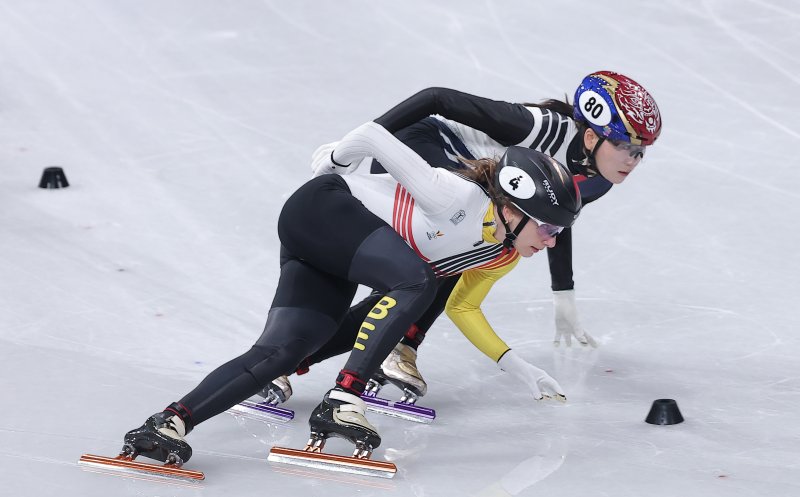 쇼트트랙 노도희가 20일(현지시간) 이탈리아 밀라노 아이스 스케이팅 아레나에서 열린 2026 밀라노·코르티나담페초 동계올림픽 쇼트트랙 여자 1500m 준준결승에서 질주하고 있다. ⓒ 뉴스1 김성진 기자