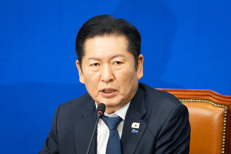 정청래 더불어민주당 대표가 20일 서울 여의도 국회에서 열린 최고위원회의에서 모두 발언을 하고 있다. 2026.2.20 ⓒ 뉴스1 유승관 기자