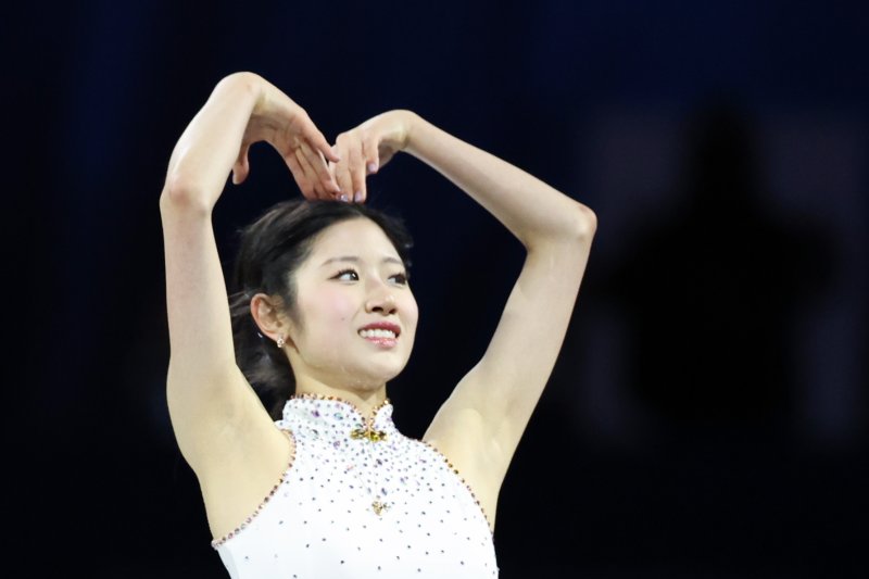 21일(현지시간) 이탈리아 밀라노 아이스스케이팅 아레나에서 열린 2026 밀라노ㆍ코르티나담페초 동계올림픽 피겨스케이팅 갈라쇼에서 이해인이 연기를 마치고 관중에 인사하고 있다.연합뉴스