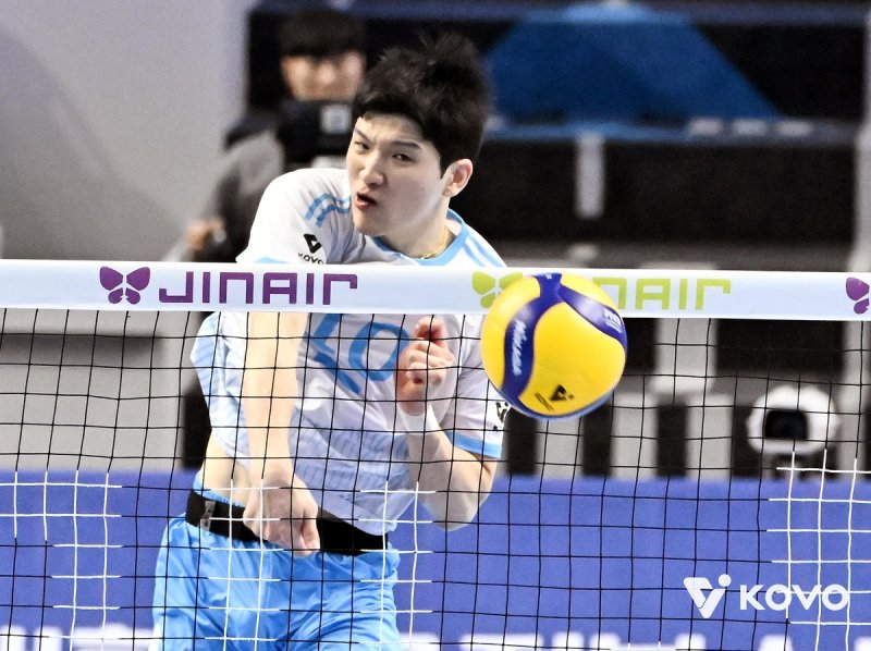 공격하는 대한항공의 정지석 (출처=연합뉴스)