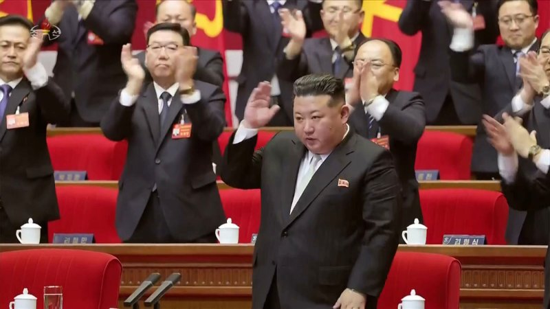 김정은 북한 국무위원장이 지난 22일 평양에서 열린 조선노동당 제9차 대회에서 노동당 최고 직책인 총비서로 재추대됐다고 조선중앙TV가 보도했다. 조선중앙TV 뉴시스