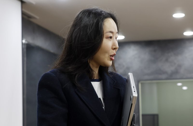 민희진, 하이브에 "뉴진스 5명 위해 256억 포기…모든 분쟁 종결하자"(종합)