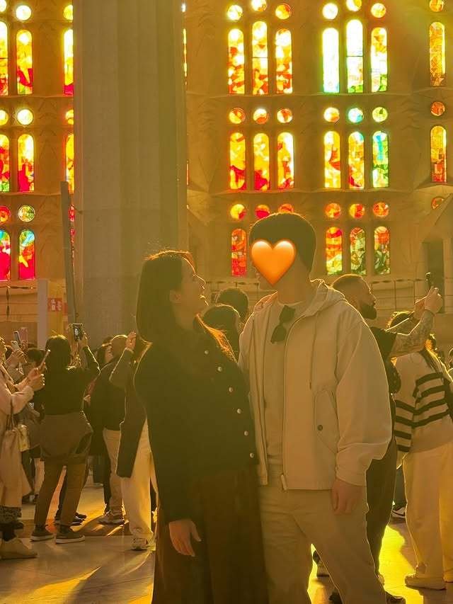 '임신 23주' 남보라, 남편과 스페인 태교 여행…D라인 눈길