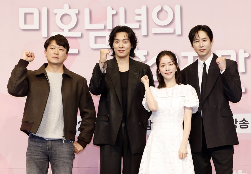 한지민의 현실밀착 로맨스…"누구나 공감할 연애 이야기"