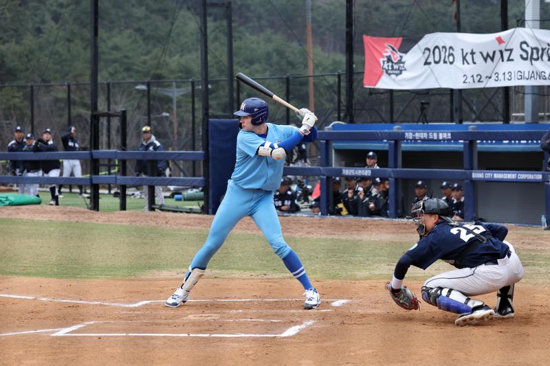 "최소 160만불? 200만불 나올 수도" MLB 군침 흘린 하현승의 '미친 쇼케이스' [2026 명문고 야구열전]
