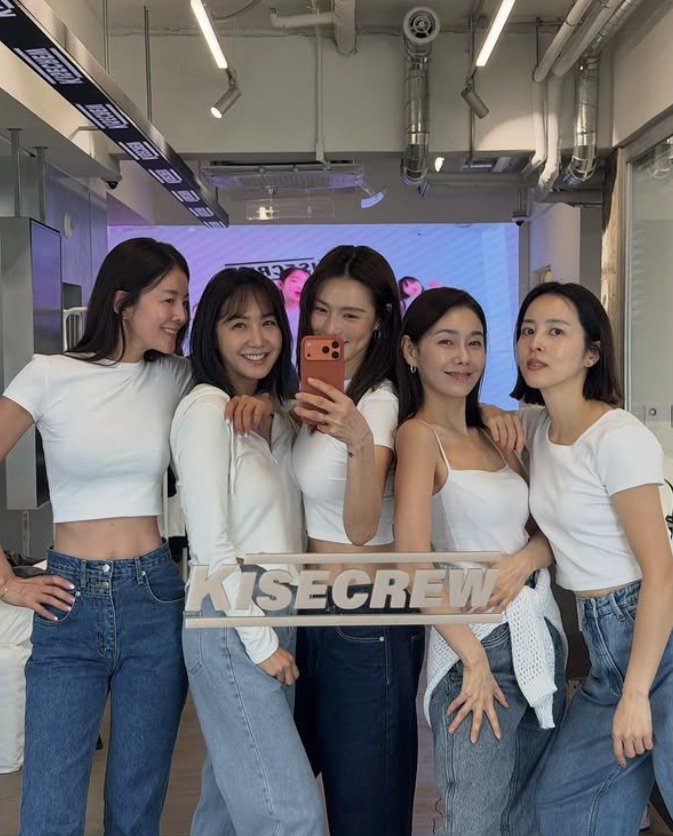 가희&middot;한혜진&middot;김성은, 걸그룹 뺨치는 청순미…이온음료 광고인줄 [N샷]