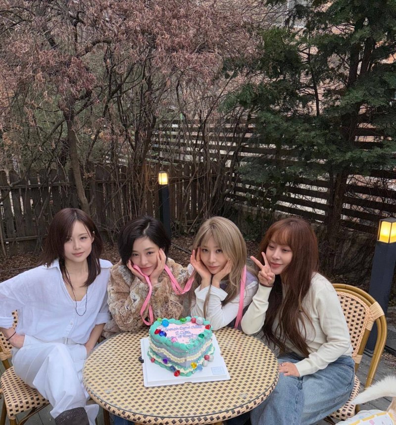 '20주년' 브라운아이드걸스, 완전체로 모였다…"지금부터 시작"