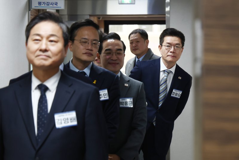 '오세훈vs정원오' 안정이냐, 변화냐…'소통령' 서울시장 선거전 본격화