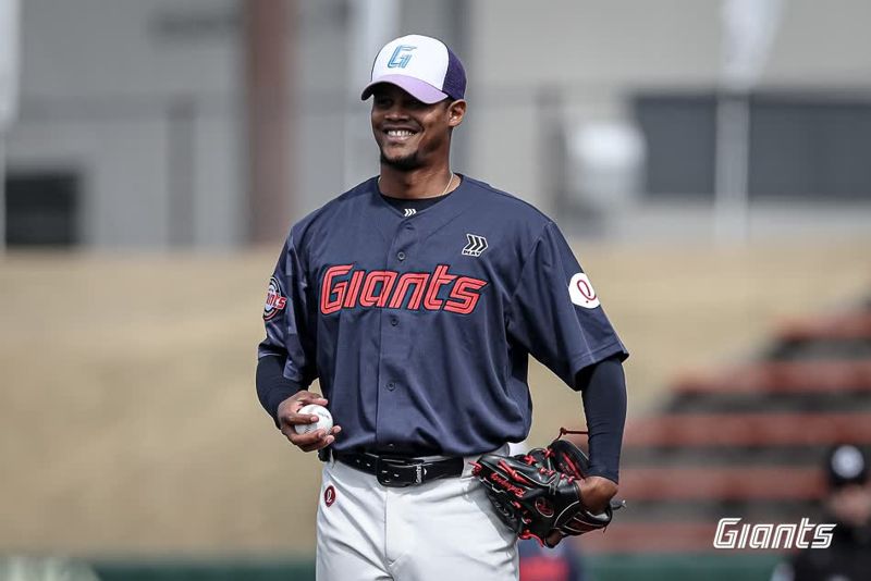 엘빈 로드리게스.롯데 자이언츠 제공