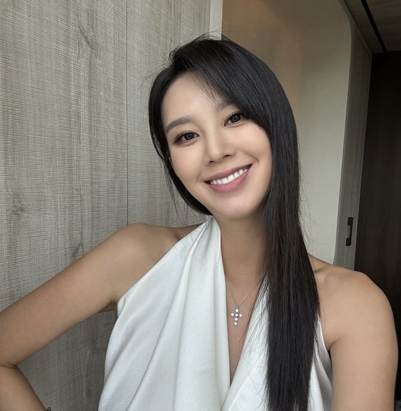 3&middot;1절 앞두고 日여행 영상 올린 女배우, 결국 사과했다