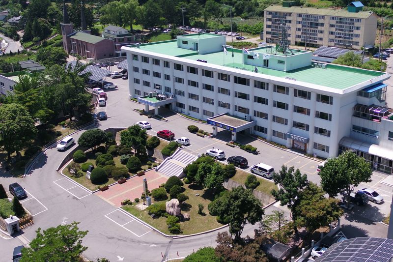 인제군청사 전경. fn뉴스 DB