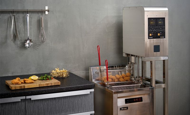 로보슨의 자동 튀김 제어기 ‘프라이닉’. 로보슨 제공