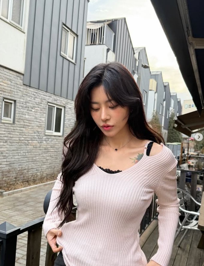 '운명전쟁49' 무당 노슬비, 이렇게 늘씬한데…"한때 100kg 넘었다" 고백