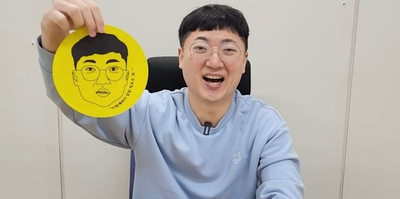 공직 그만둔 충주맨, 새 유튜브 채널 개설한 지 하루 만에... 깜놀