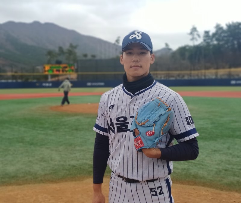 4번 타자·마무리 투수 종횡무진…"올 시즌 치르고 MLB 도전 큰꿈" [명문고 야구열전]