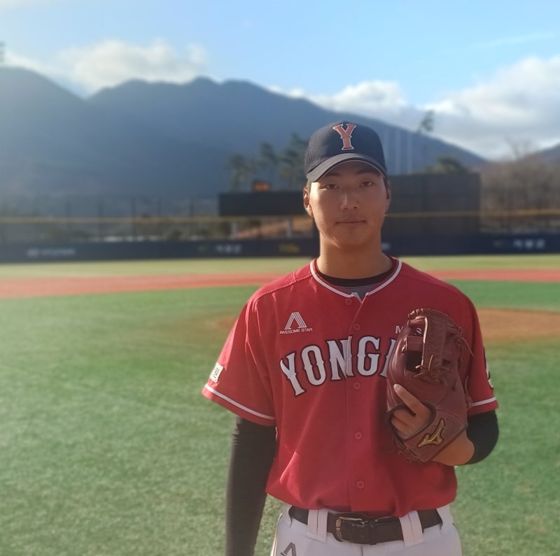 겨우내 선구안 키우고 웨이트 집중…"후배들 덕에 이겨" 주장역할 톡톡 [명문고 야구열전]