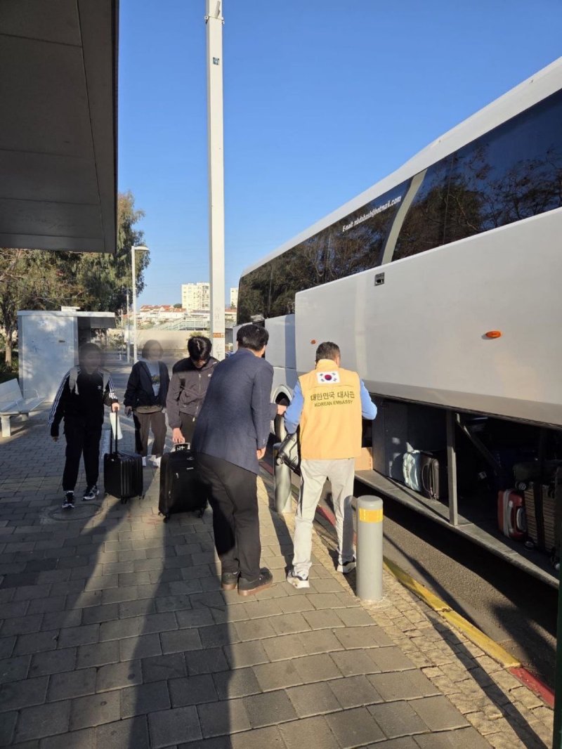 이란&middot;이스라엘 우리 국민 23명&middot;66명 무사 대피…육로로 투르크메니스탄&middot;이집트 각각 도착(종합)