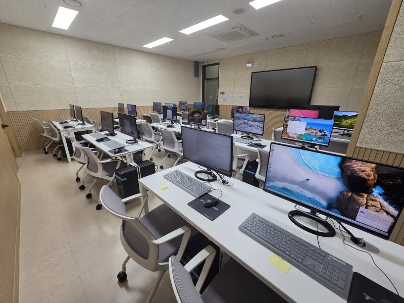[군포=뉴시스]군포시미디어센터 강의실 모습.(사진=군포시 제공)2026.03.04.photo@newsis.com *재판매 및 DB 금지