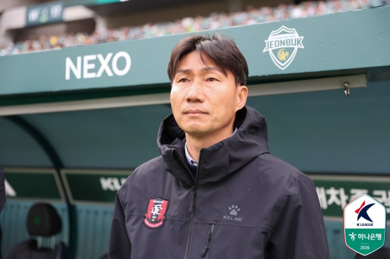 [서울=뉴시스] 프로축구 K리그1 부천FC1995의 이영민 감독. (사진=한국프로축구연맹 제공) *재판매 및 DB 금지