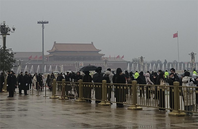 중국 최대 정치행사인 양회가 개최되는 4일 인민대회당에서 바라본 천안문(톈안먼) 광장. ⓒ 뉴스1 정은지 특파원