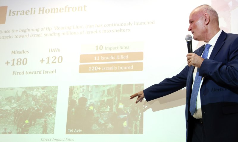 라파엘 하르파즈 주한이스라엘 대사가 5일 서울 종로구 한 비즈니스센터에서 열린 기자회견에서 발언하고 있다. 연합뉴스