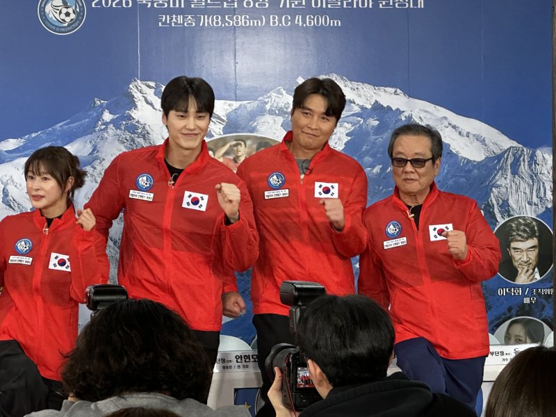 '히말라야' 편성 갈등…"출연진 교체 요구" vs JTBC "사실무근" (종합)