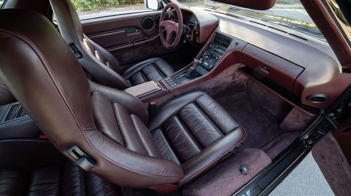 독일의 포르쉐 전문 튜닝 제조사 루프(RUF)가 1989년 이 회장을 위해 특별 제작한 '루프 928R'. 사진=구딩앤컴퍼니