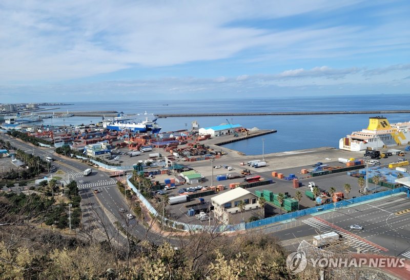 제주항 개항 100주년 앞두고 미래 전략 논의 - 뉴스 썸네일 이미지