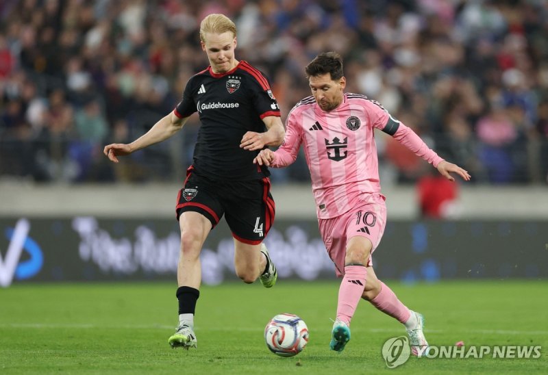 메시의 경기 장면.연합뉴스