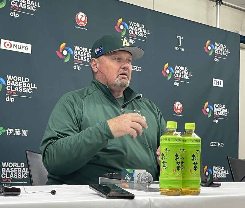 경기 후 기자회견에 참석한 데이브 닐슨 호주 감독.연합뉴스