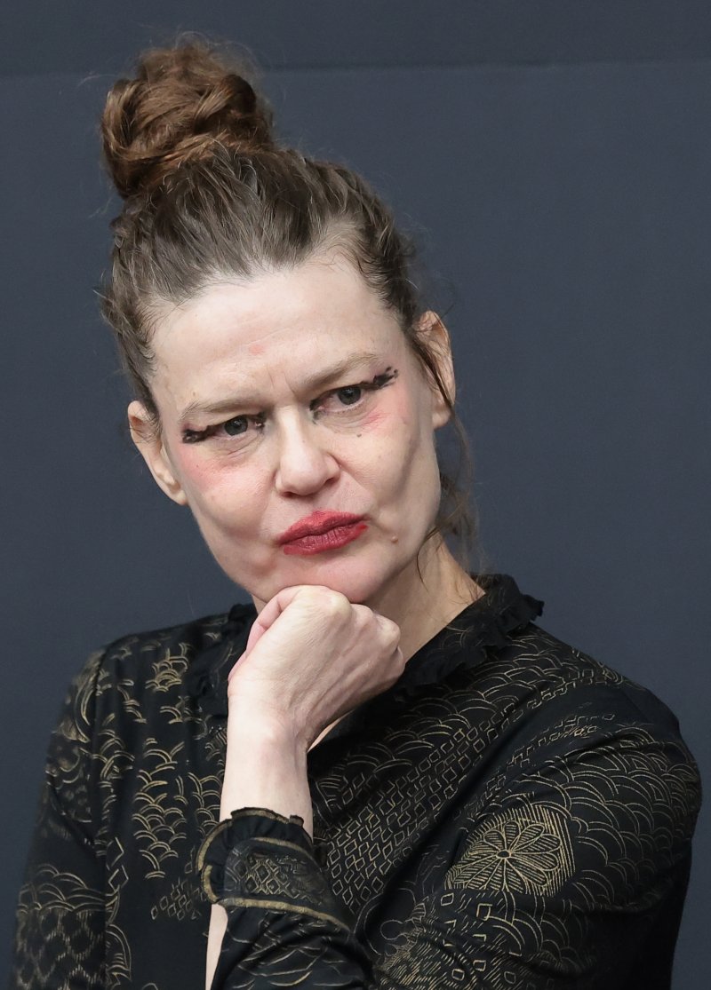 서울시발레단 한국 초연작 '재키' 안무가 샤론 에얄이 지난 10일 서울 종로구 세종문화회관 예술동에서 열린 내한 기자간담회에서 취재진 질문을 듣고 있다. 뉴스1