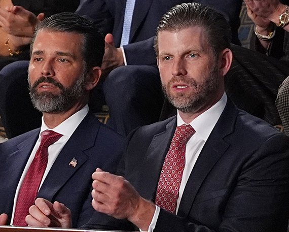 도널드 트럼프 미국 대통령의 장남 도널드 트럼프 주니어(왼쪽)와 차남 에릭 트럼프. AP뉴시스