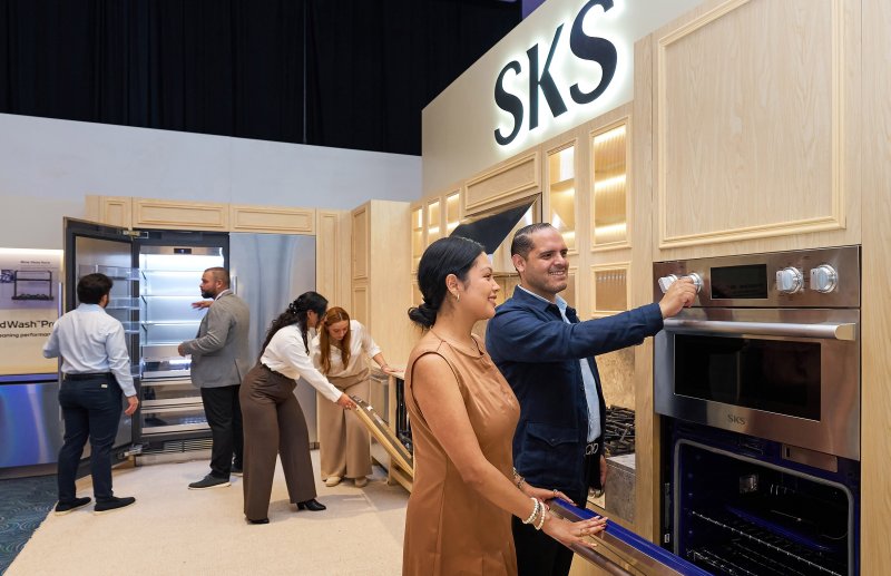 [서울=뉴시스] 추상철 기자 = LG전자는 지난 4일(현지 시간) 멕시코 칸쿤에서 중남미 주요 유통 거래선을 초대해 신제품 정보 및 현지 사업 전략을 소개하는 'LG 이노페스트 2026 중남미' 행사를 열었다고 8일 밝혔다. (사진= LG전자 제공) 2026.03.08. photo@newsis.com *재판매 및 DB 금지