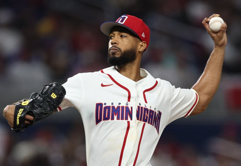 13일(현지시간) 미국 플로리다주 마이애미 론디포파크에서 열린 월드베이스볼클래식(WBC) 대한민국 대 도미니카공화국 준준결승전. 도미니카공화국 선발 투수 크리스토페르 산체스가 5회 초 역투하고 있다.연합뉴스