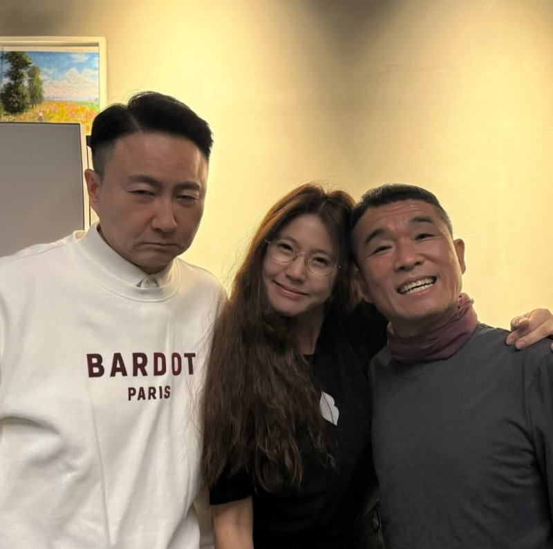 김건모(이윤미 SNS)