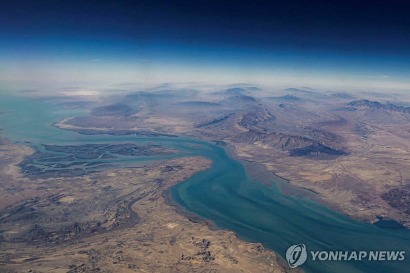 호르무즈 해협의 게슘 섬 전경 (출처=연합뉴스)