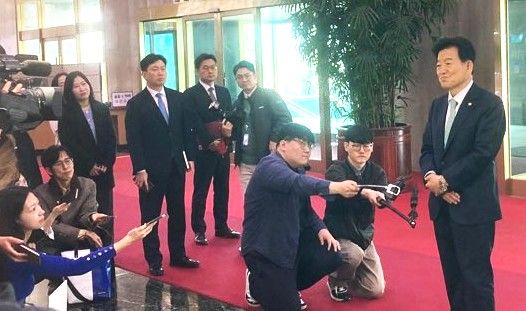 정동영 통일부 장관이 16일 오전 서울 종로구 정부서울청사에서 '김민석 국무총리와 트럼프 미국 대통령의 면담'을 통한 대북정책과 관련 취재진의 질문에 답변하고 있다. 사진=김경수 기자