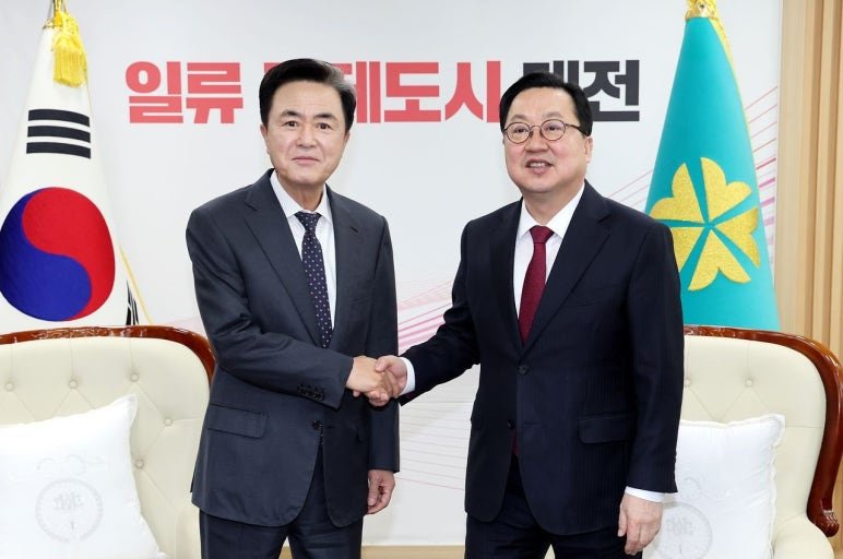 정치권 공방 관련 보도 이미지