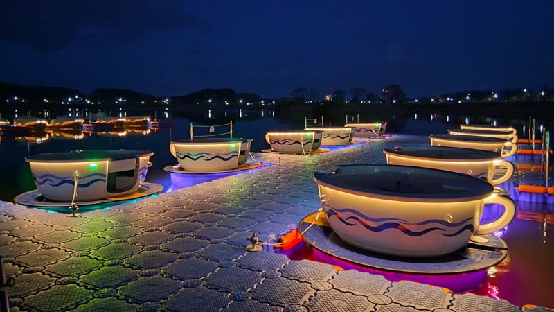 오는 4월부터 경포호에서 운영되는 4인용 커피 보트. 강릉시 제공