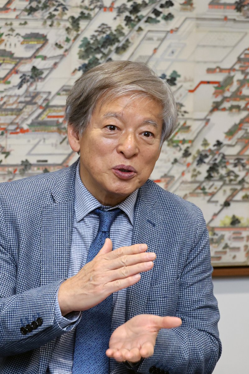 "AI 활용 넘어 'AI 원어민'으로… 대학 교육부터 바꿔라" [논설실의 뉴스 진단]