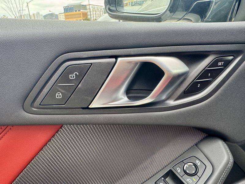 BMW 뉴 M135 xDrive. 사진=김동찬 기자.