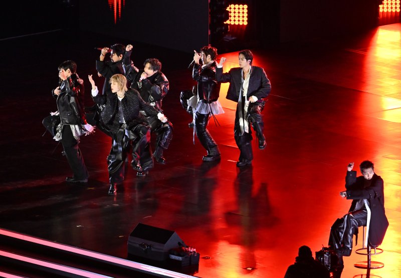 방탄소년단(BTS)이 21일 서울 광화문광장에서 'BTS 컴백 라이브: 아리랑' 발매 기념 컴백 공연을 하고 있다. 2026.3.21 ⓒ 뉴스1 사진공동취재단