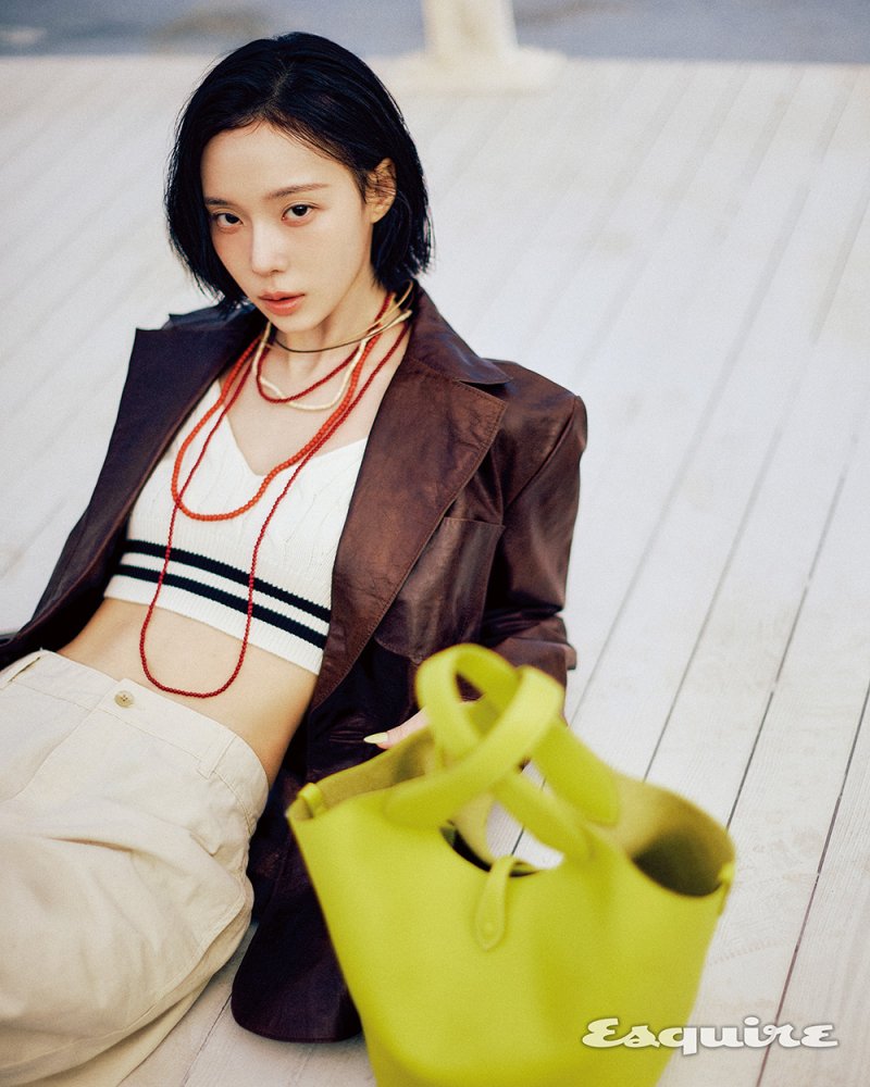 에스파 윈터, 말간 얼굴로 봄 여신 등극