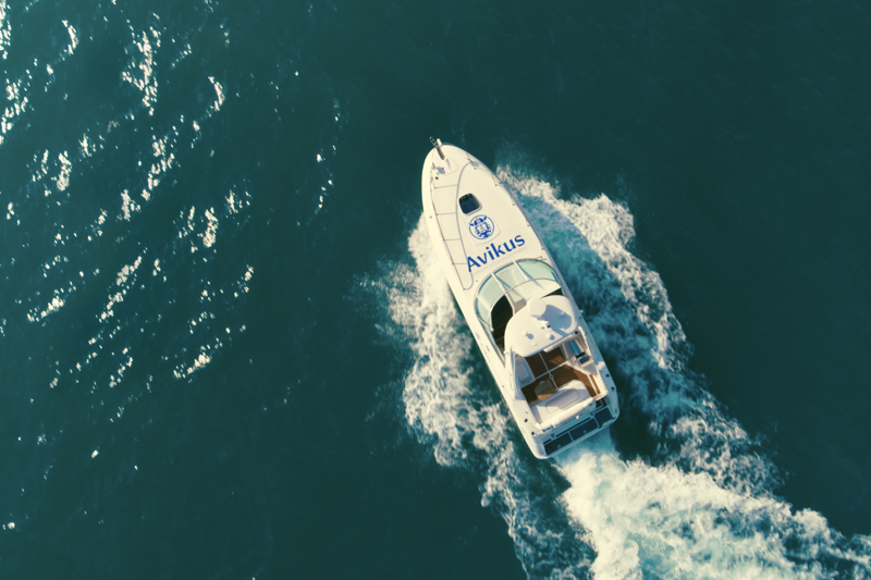 아비커스의 자율운항시스템이 설치된 레저용 보트. HD현대 제공