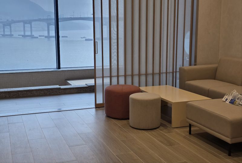 "관광객 2000명 동시 수용"..서부산권 최대 해수사우나&middot;찜질방 '스파 해수랑' 개장