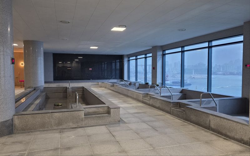 "관광객 2000명 동시 수용"..서부산권 최대 해수사우나&middot;찜질방 '스파 해수랑' 개장