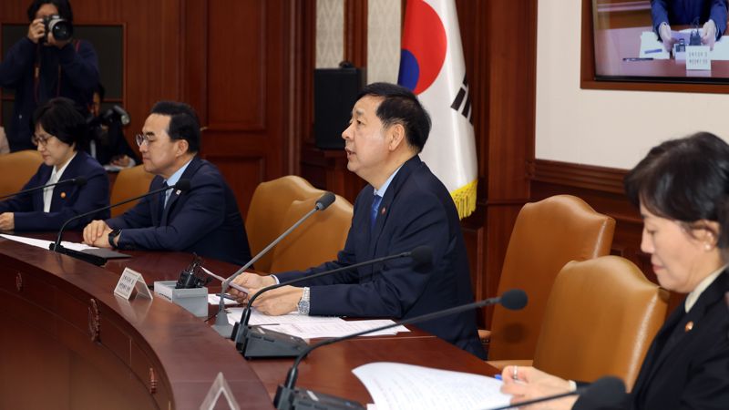 민생물가 특별관리 관계장관TF가 26일 오후 서울 종로구 정부서울청사에서 열려 구윤철 부총리 겸 재정경제부 장관이 발언하고 있다. 사진=서동일 기자