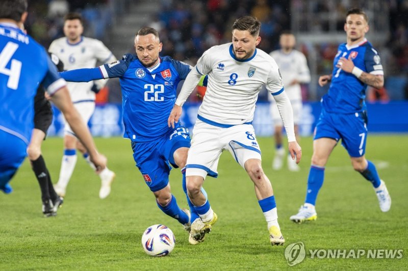 코소보와 슬로바키아의 경기 장면. (출처=연합뉴스)