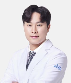 에이비성형외과 피부센터 김승현 원장